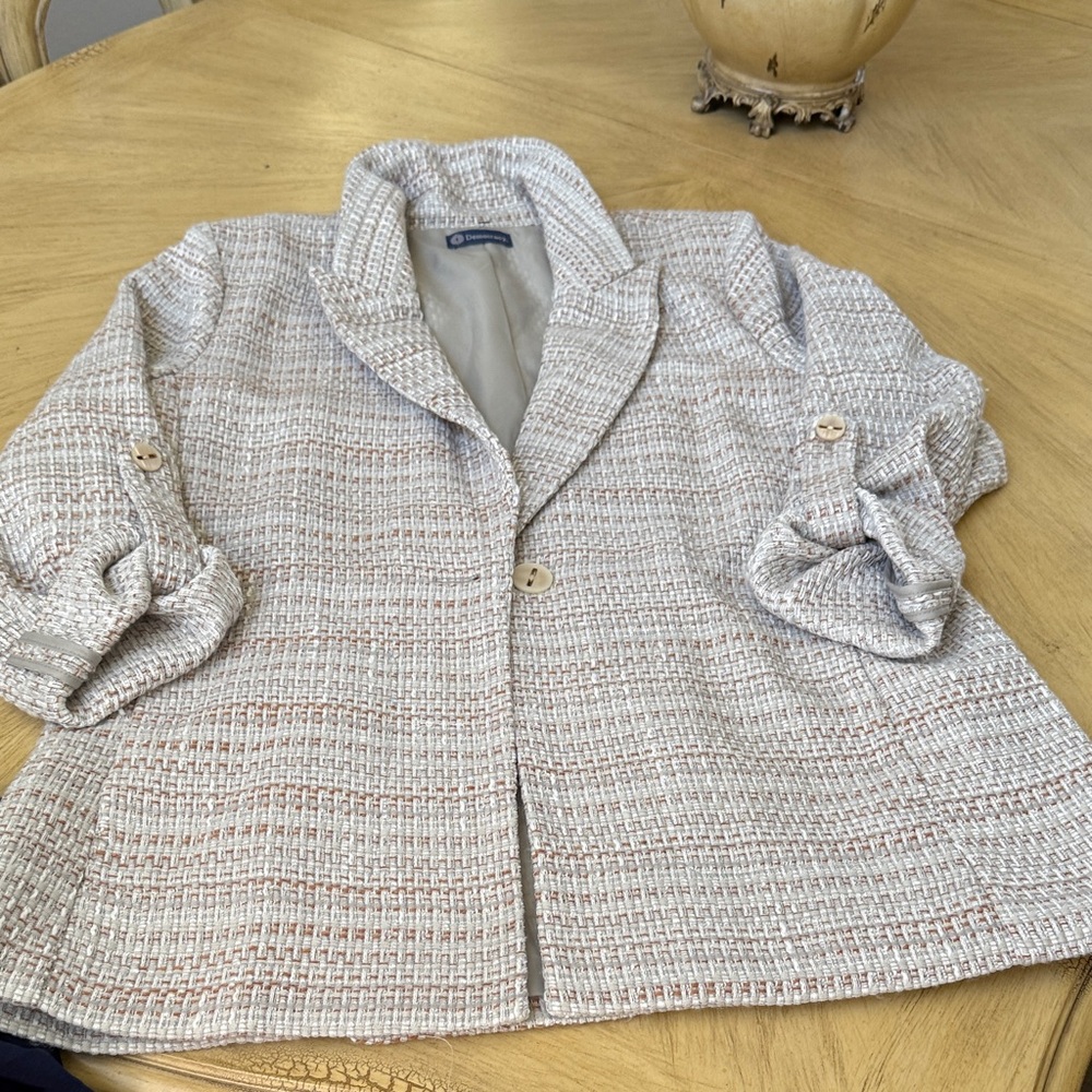 Democracy Cream and Tan Textured Jacket. Sample size. Fits Medium.
